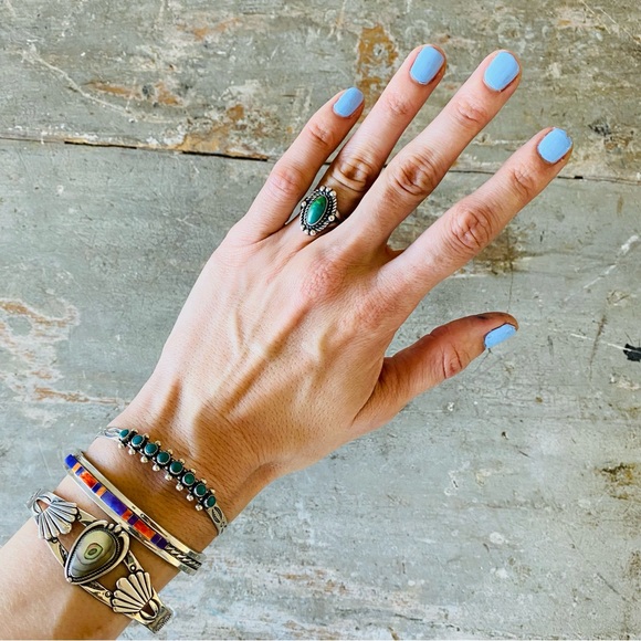 SOLD ♥️ Navajo ♥️ Vintage Sterling Silver & Blue - Green Turquoise Ring - Picture 2 of 13